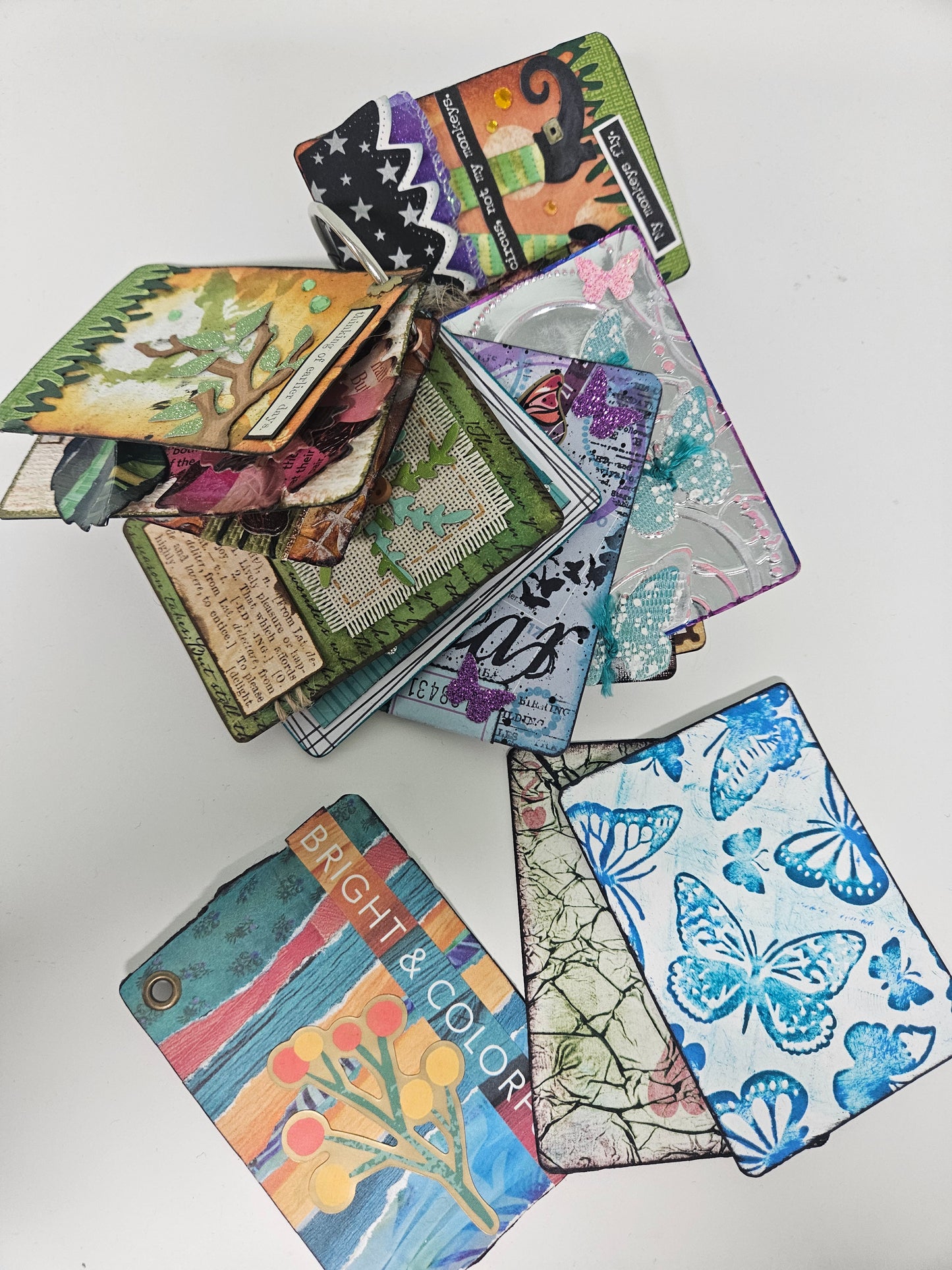 The Shuffle & Spark Squad Mixed Media Workshop